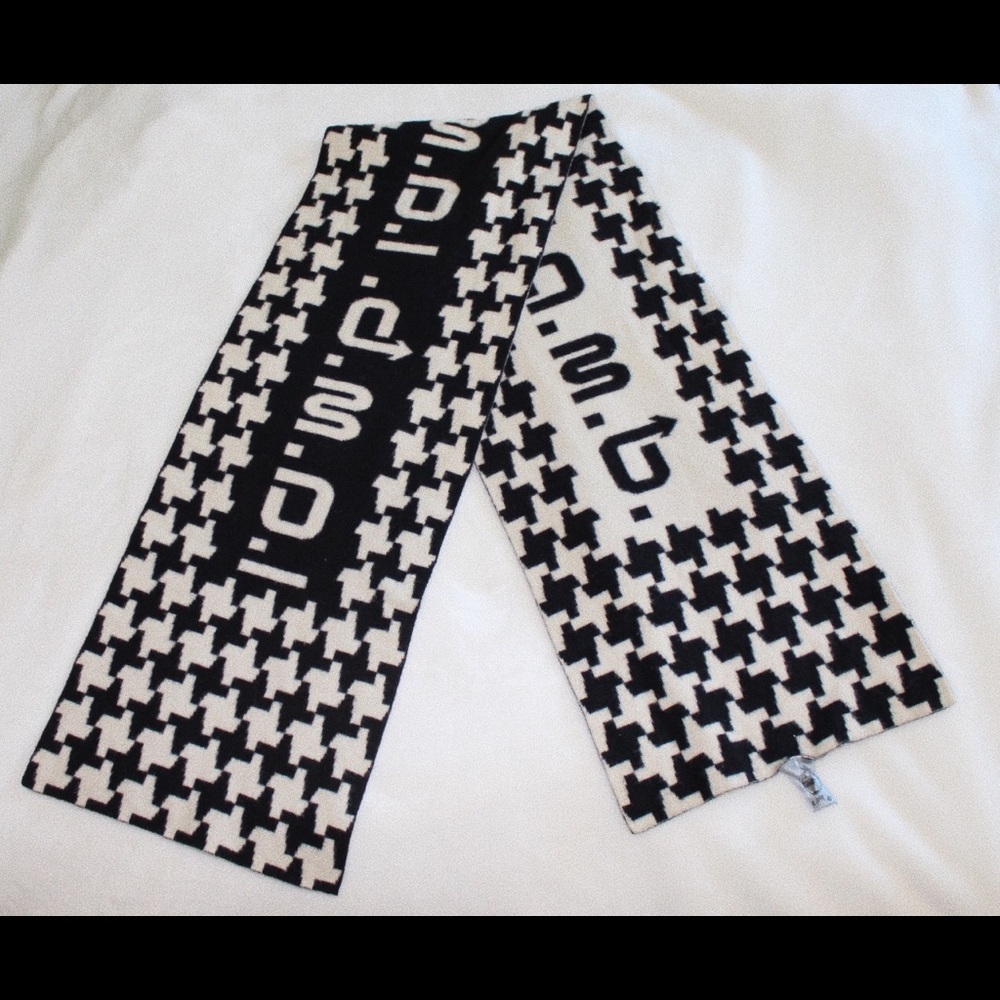 L.A.M.B by Gwen Stefani Cashmere Scarf
